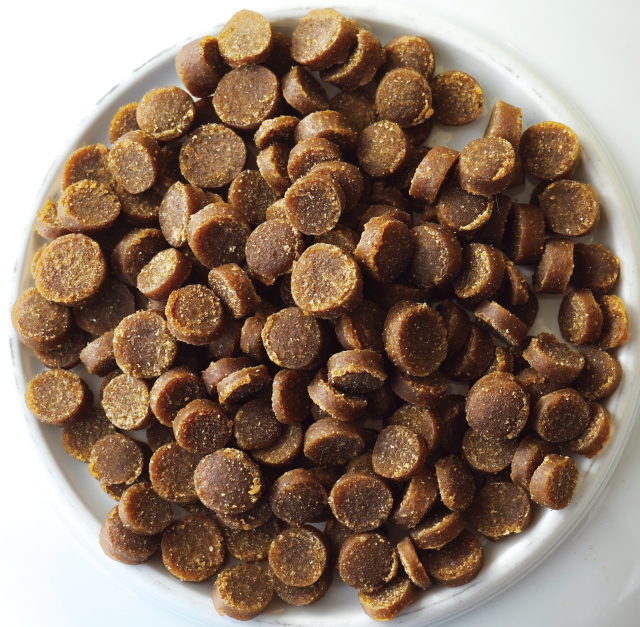 【yum yum yum!】ドッグフード チキン やわらかドライタイプ(ちょこっとパック80g)