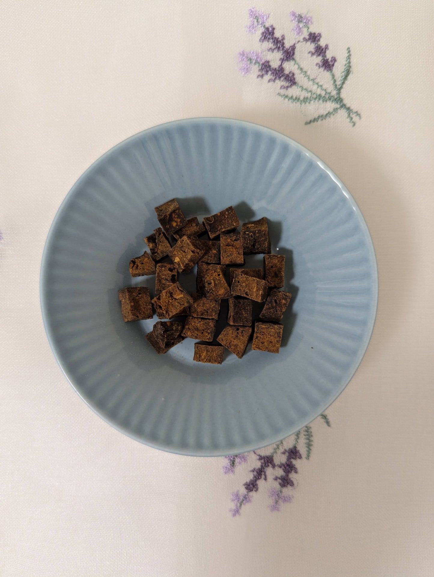 NEW【オリジナルラベル】まぐろキューブ小粒　50g